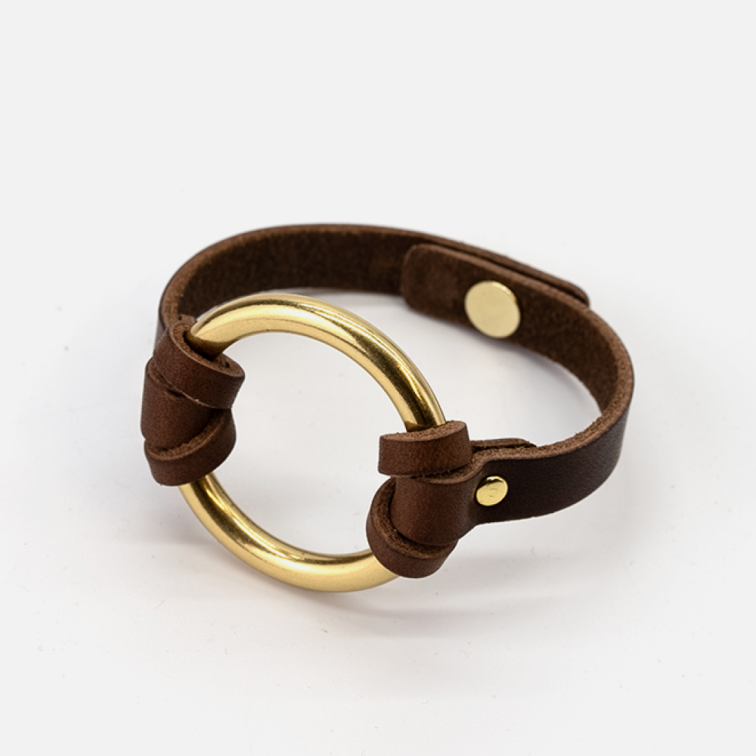 【韓国のみ】 TOWTOW.ARCHIVE Grit Leather Bracelet MUSINSA | TOWTOW ARCHIVE Grit Leather Bracelet Black