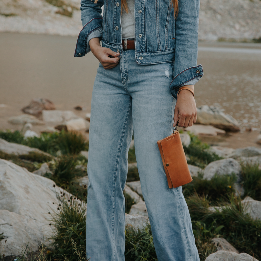 Helena Clutch